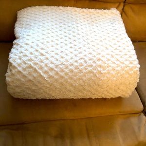 100% Cotton Queen Bedspread